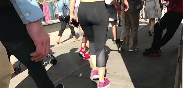  Asian Baddie - perfect ass in leggings